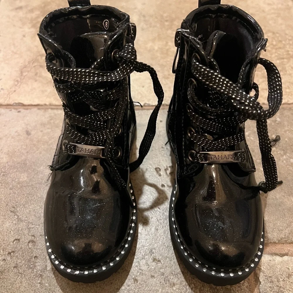 Tahari Girls Patent Leather Sparkle Zip-Up Combat Boots Size 8